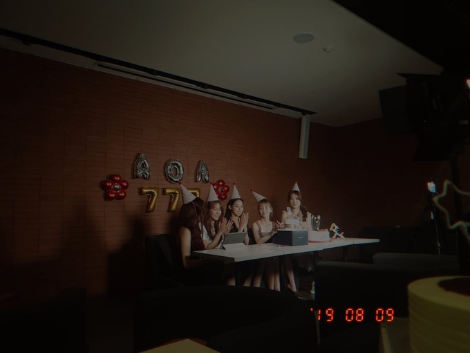 사진출처=설현 에이오에이 SNS