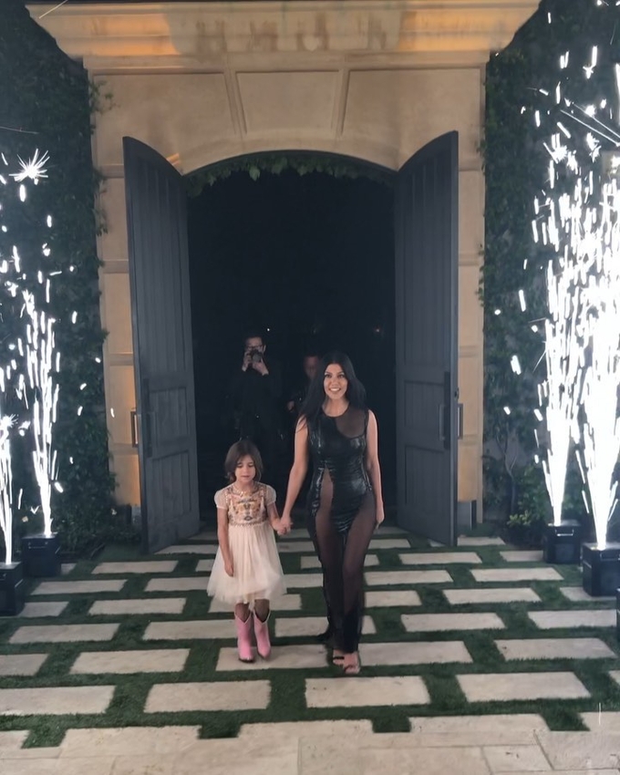 사진출처=코트니 카다시안 SNS